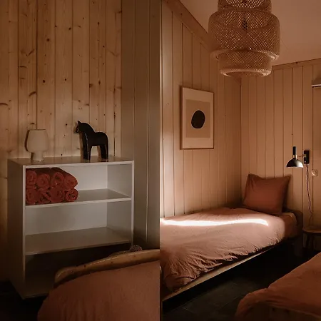 Getaway - Farm House + Hottub * Nistelrode